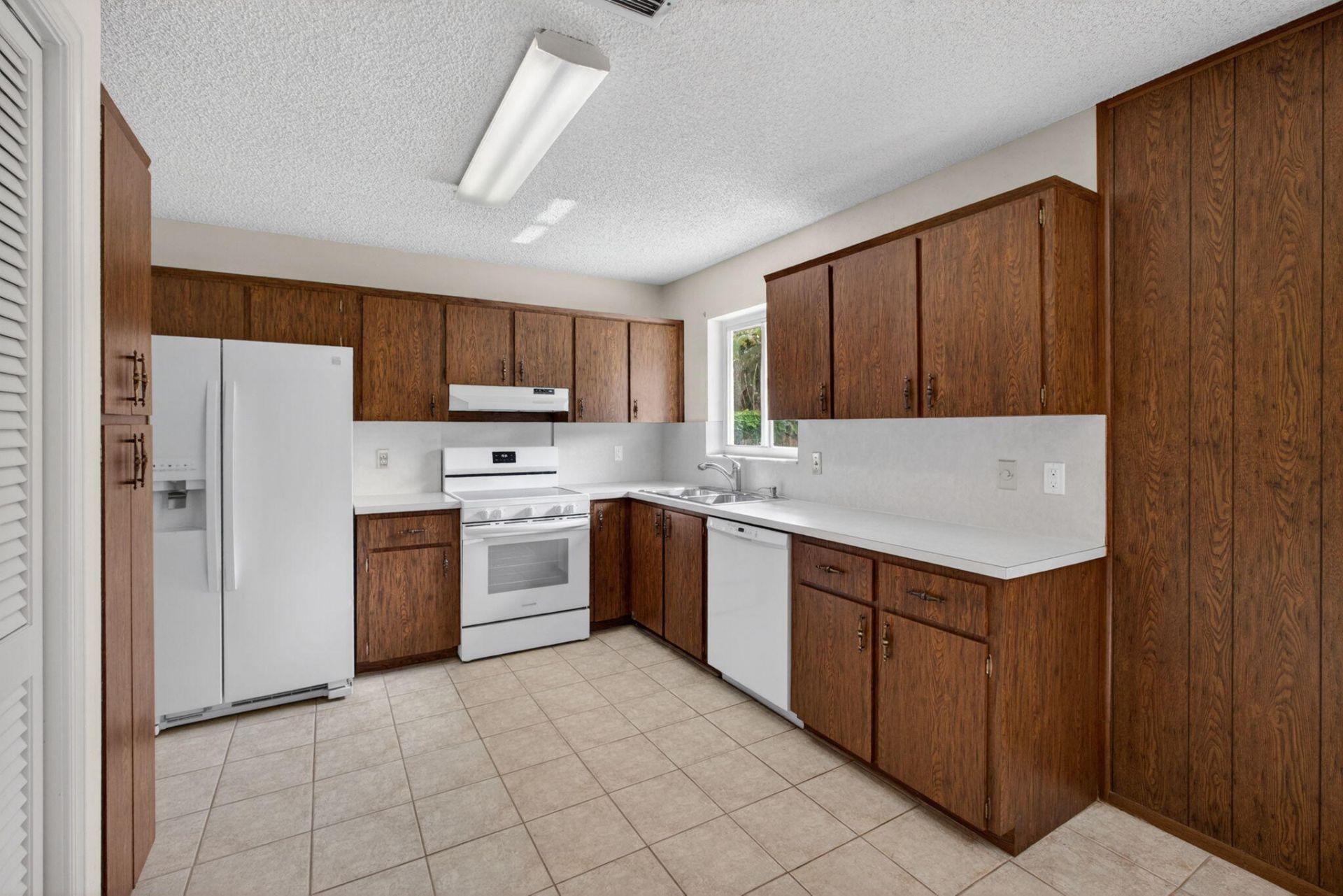 9820 Jonquil Circle N, Palm Beach Gardens, FL 33410 Photo