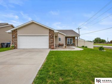 2304 S 19th Street , Council Bluffs, IA 51501