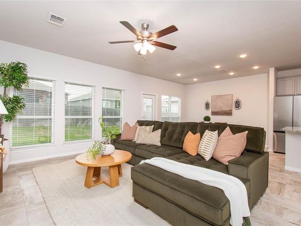 736 Jersey Court, Troy, TX 76579