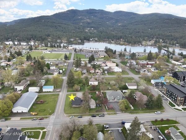 320 E 3rd AVE , Post Falls, ID 83854