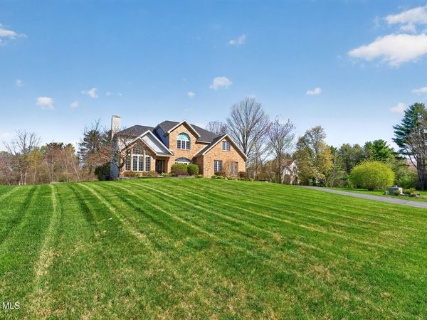 43 Spice Mill Boulevard, Clifton Park, NY 12065