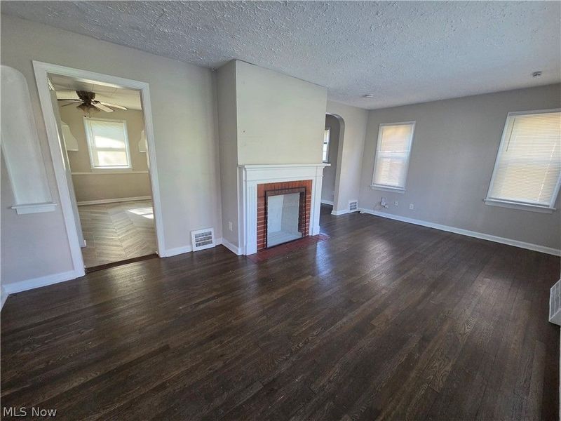 994 Yellowstone Avenue, Cleveland Heights, OH 44121 Photo 2