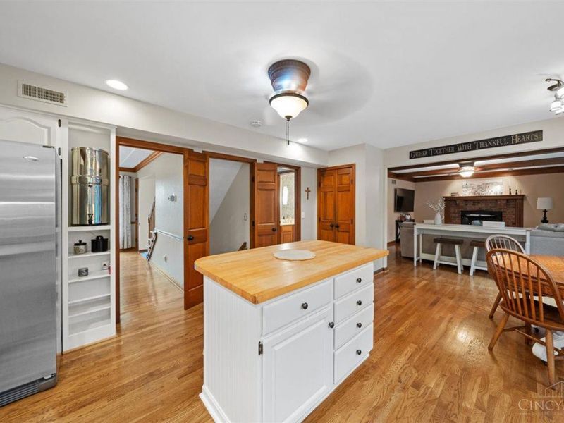 2001 Beechglen Court, Green Township, OH 45233 Photo 10