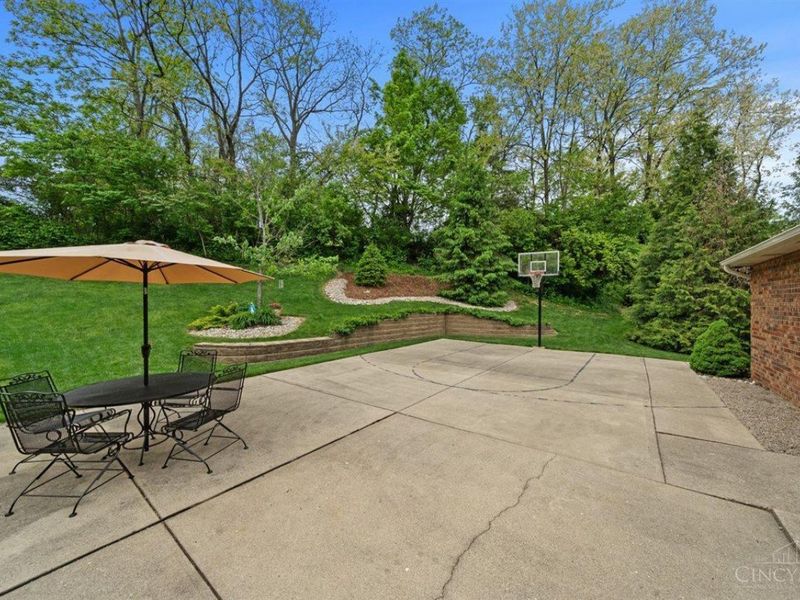 2001 Beechglen Court, Green Township, OH 45233 Photo 39