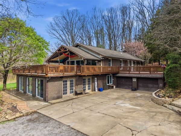 215 Wises Grove Rd , New Brighton, PA 15066