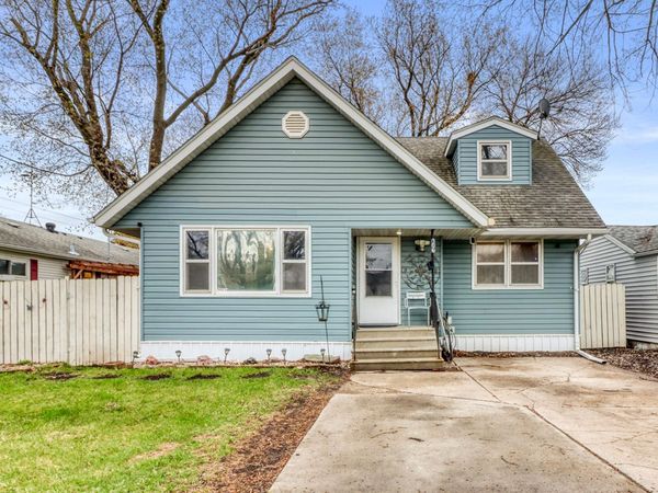 306 21 Street S, Fargo, ND 58103