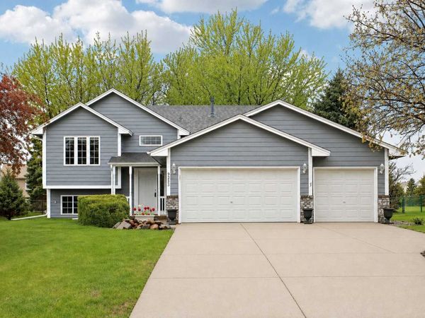 9233 Prestwick Terrace N, Brooklyn Park, MN 55443