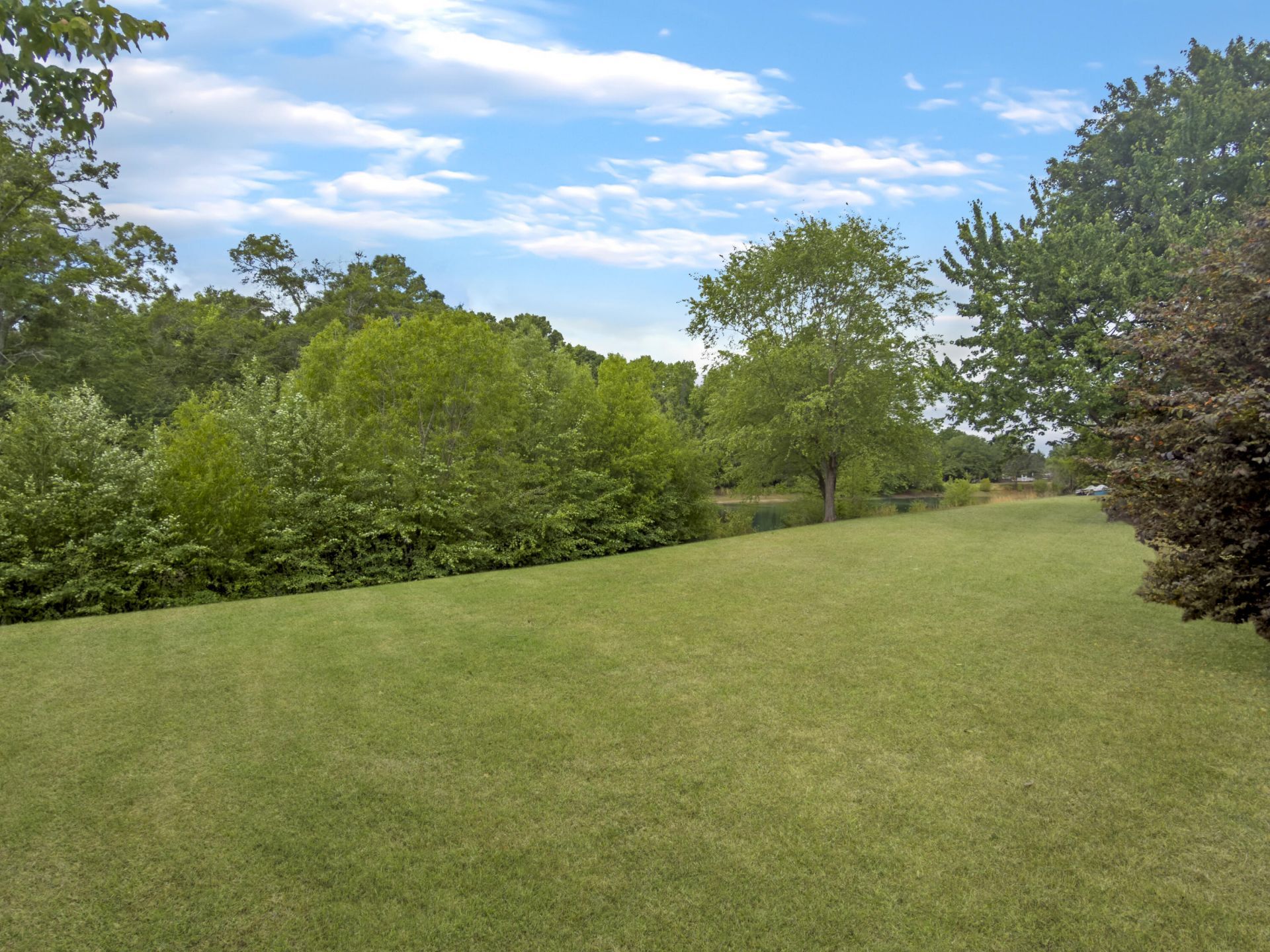 1860 Hatteras Way Photo 6