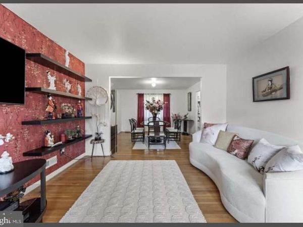 8210 STREAMWOOD DRIVE, BALTIMORE, MD 21208