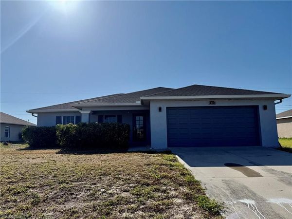 2833 NW 6th PL , CAPE CORAL, FL 33993