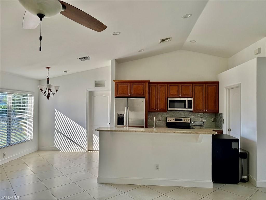 2833 NW 6th Pl , Cape Coral, FL 33993 Photo