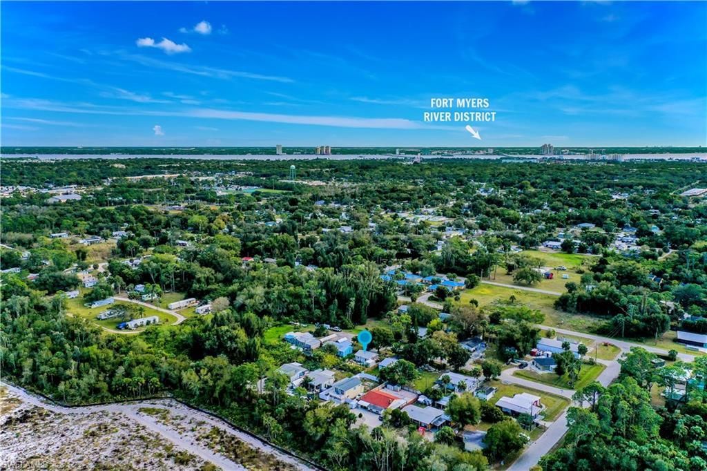 448 Santa Cruz St , North Fort Myers, FL 33903 Photo