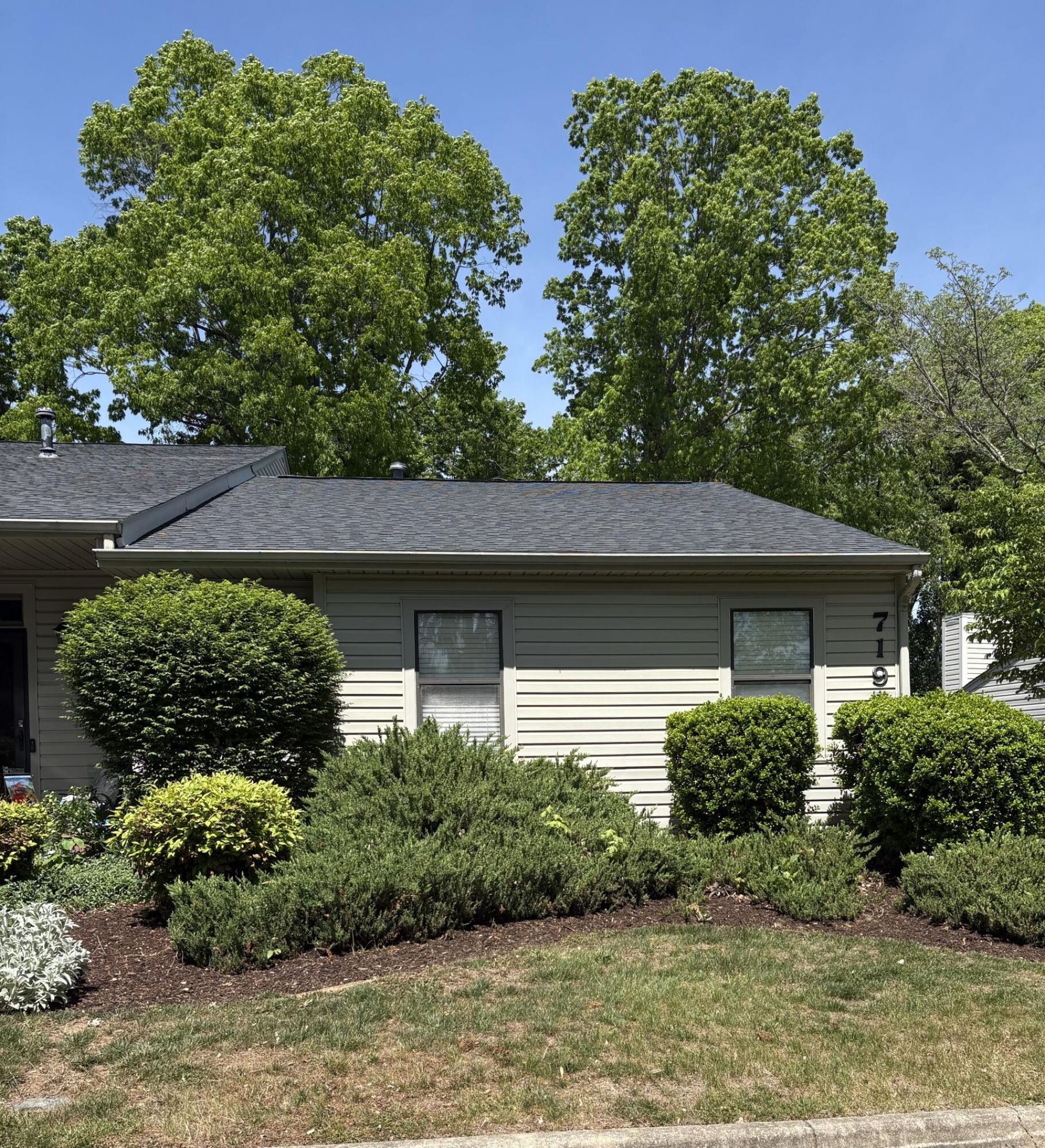 7198 Red Cedar Cir , Roanoke, VA 24019 Main Photo