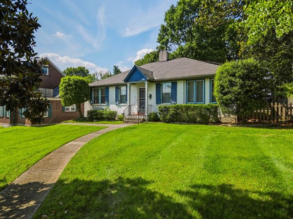 703 5th Ave W, Springfield, TN 37172