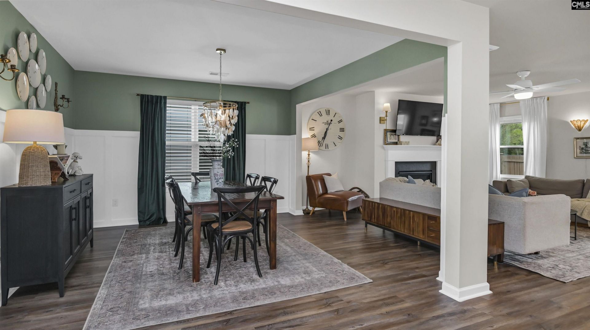 2348 Trakand Drive  Photo 5