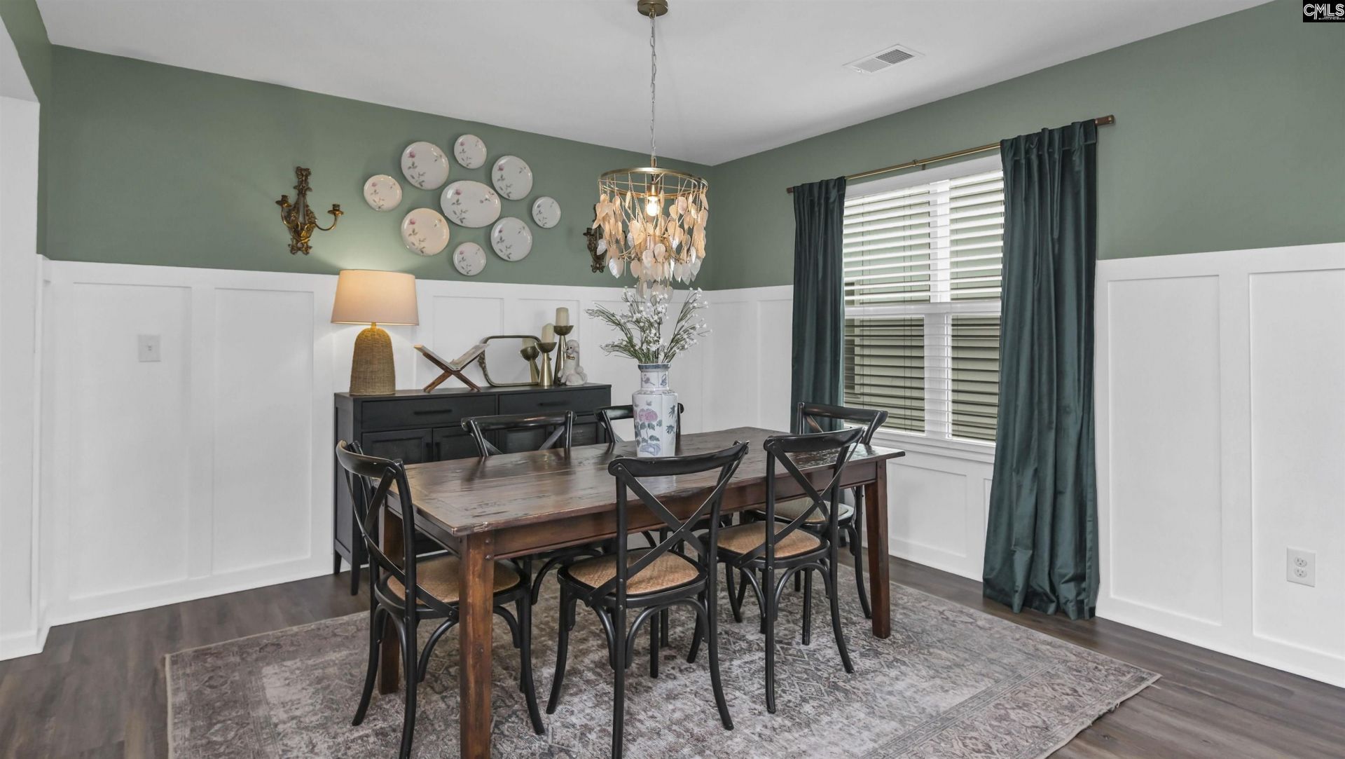 2348 Trakand Drive  Photo 6