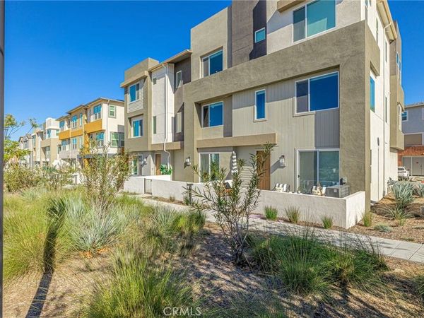 27555 Sanctuary Court, Stevenson Ranch, CA 91381