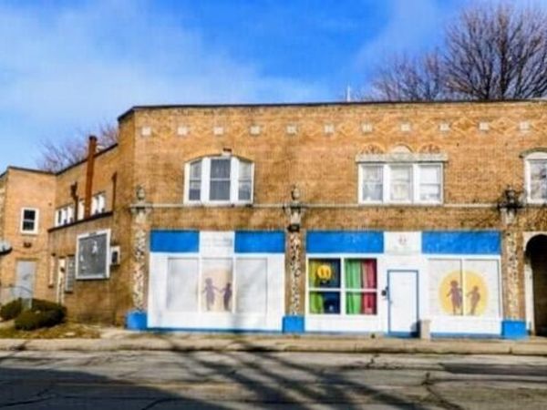 2214 W Hopkins STREET #2220, Milwaukee, WI 53206