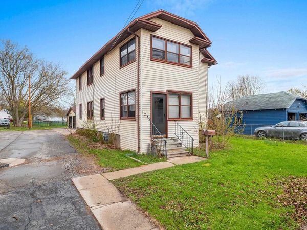 1235 CHICAGO STREET, Green Bay, WI 54301