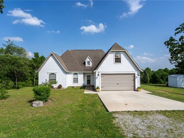 18622 S Highway 59 , Siloam Springs, AR 72761