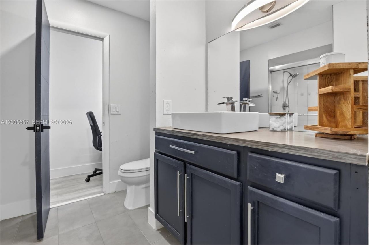 2360 Bayberry Dr, Unit 2360, Pembroke Pines, FL 33024 Photo