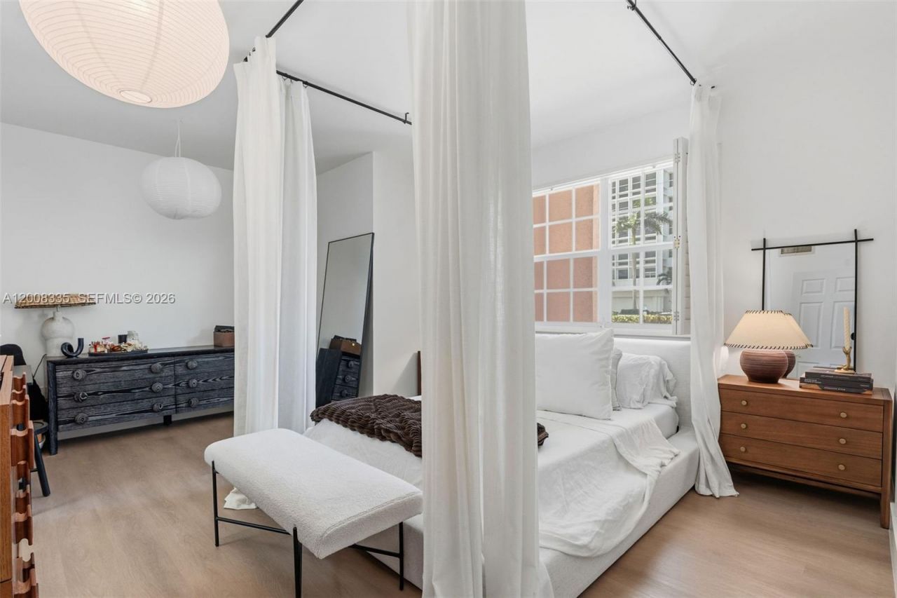 721 Biltmore Way, Unit 101, Coral Gables, FL 33134 Photo