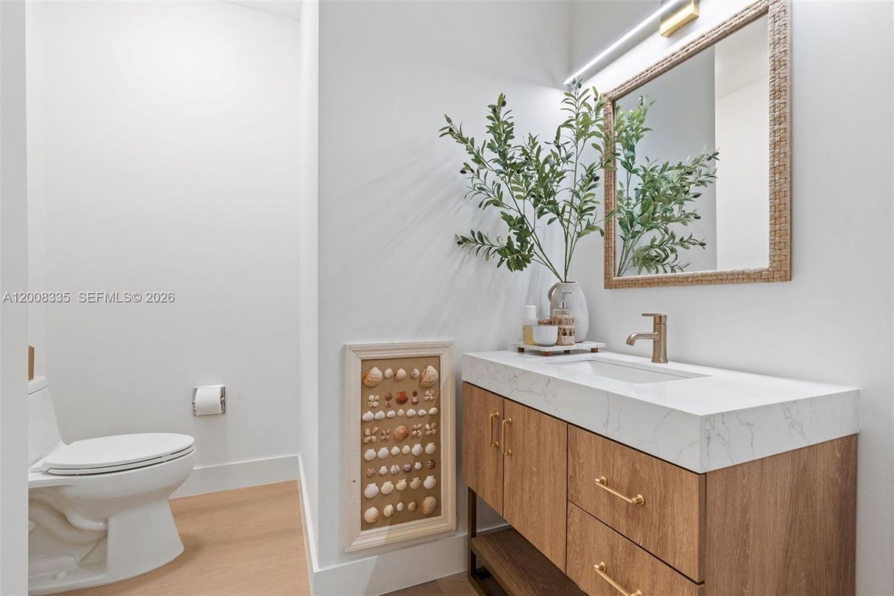 721 Biltmore Way, Unit 101, Coral Gables, FL 33134 Photo