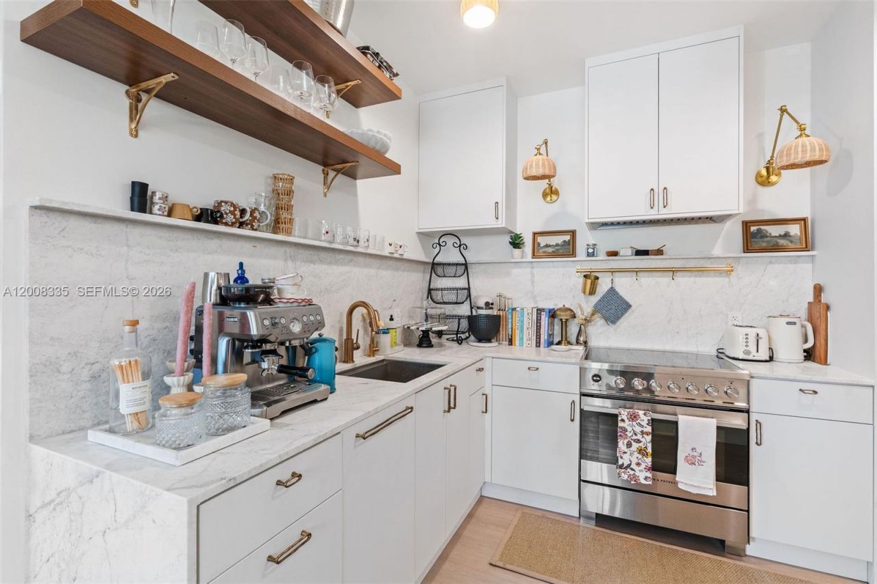 721 Biltmore Way, Unit 101, Coral Gables, FL 33134 Photo