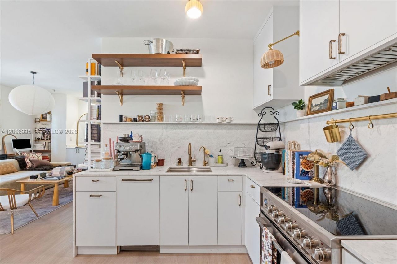 721 Biltmore Way, Unit 101, Coral Gables, FL 33134 Photo
