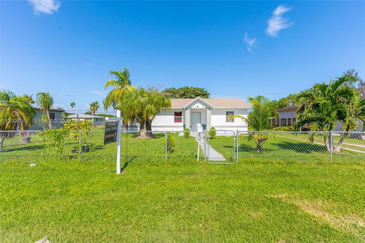10755 SW 217th St, Miami, FL 33170 Photo