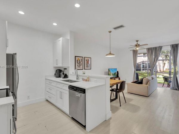 1919 Madeira Dr, Unit 4, Weston, FL 33327