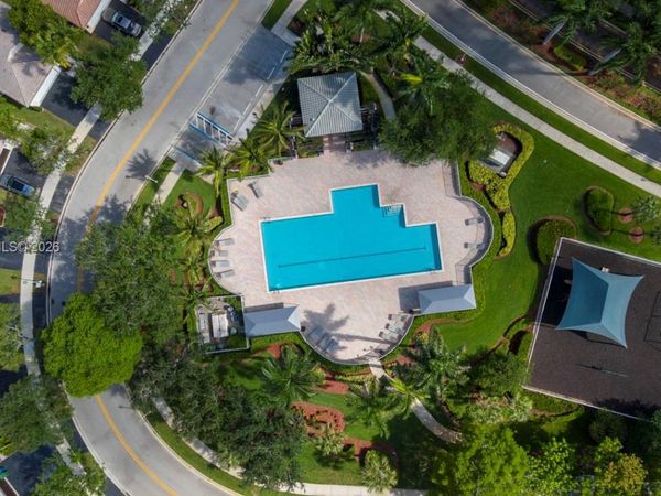 1919 Madeira Dr, Unit 4, Weston, FL 33327