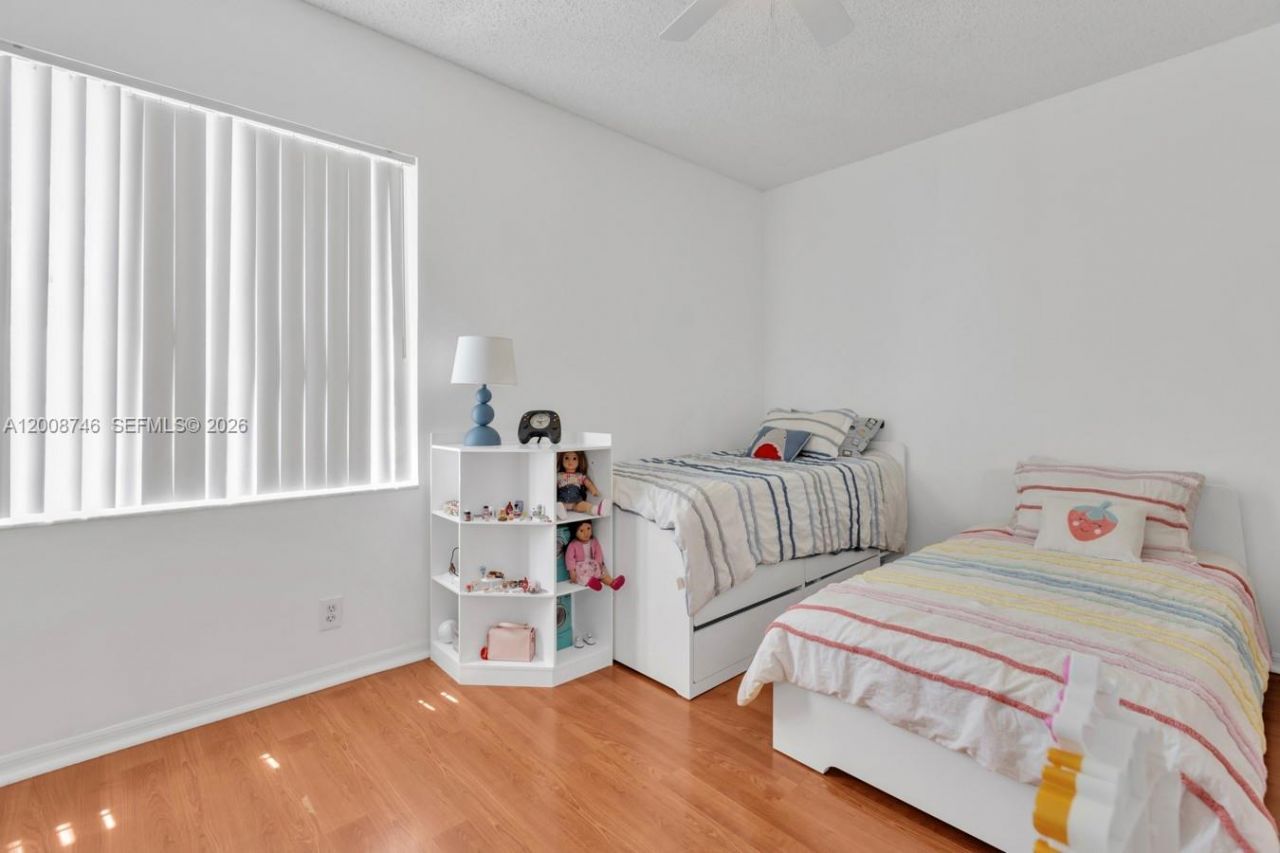 1919 Madeira Dr, Unit 4, Weston, FL 33327 Photo