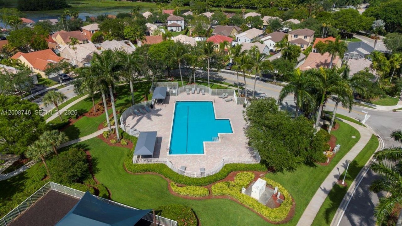 1919 Madeira Dr, Unit 4, Weston, FL 33327 Photo