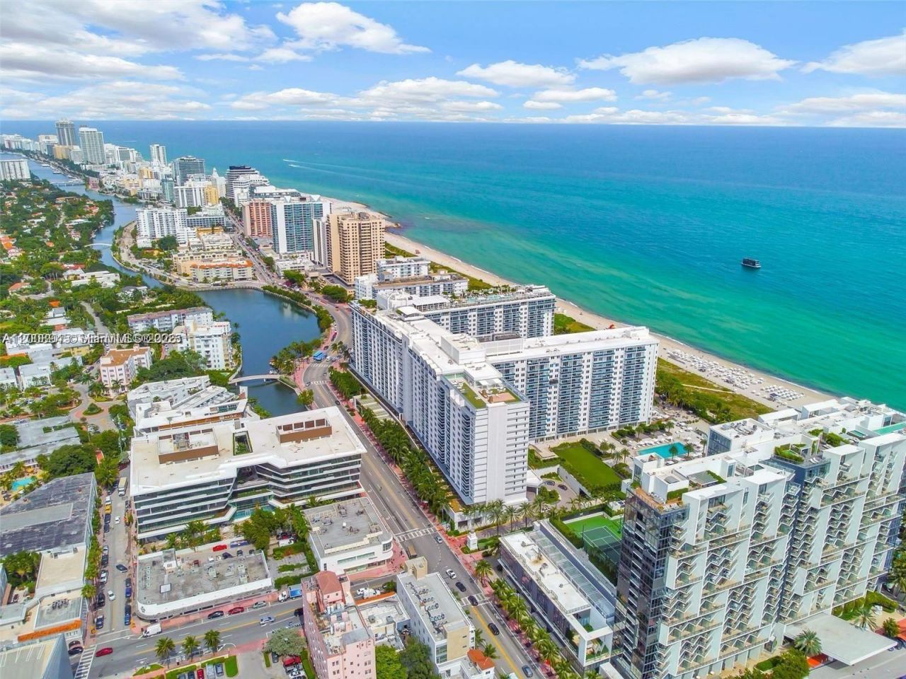 2301 Collins Ave, Unit 1125, Miami Beach, FL 33139 Photo