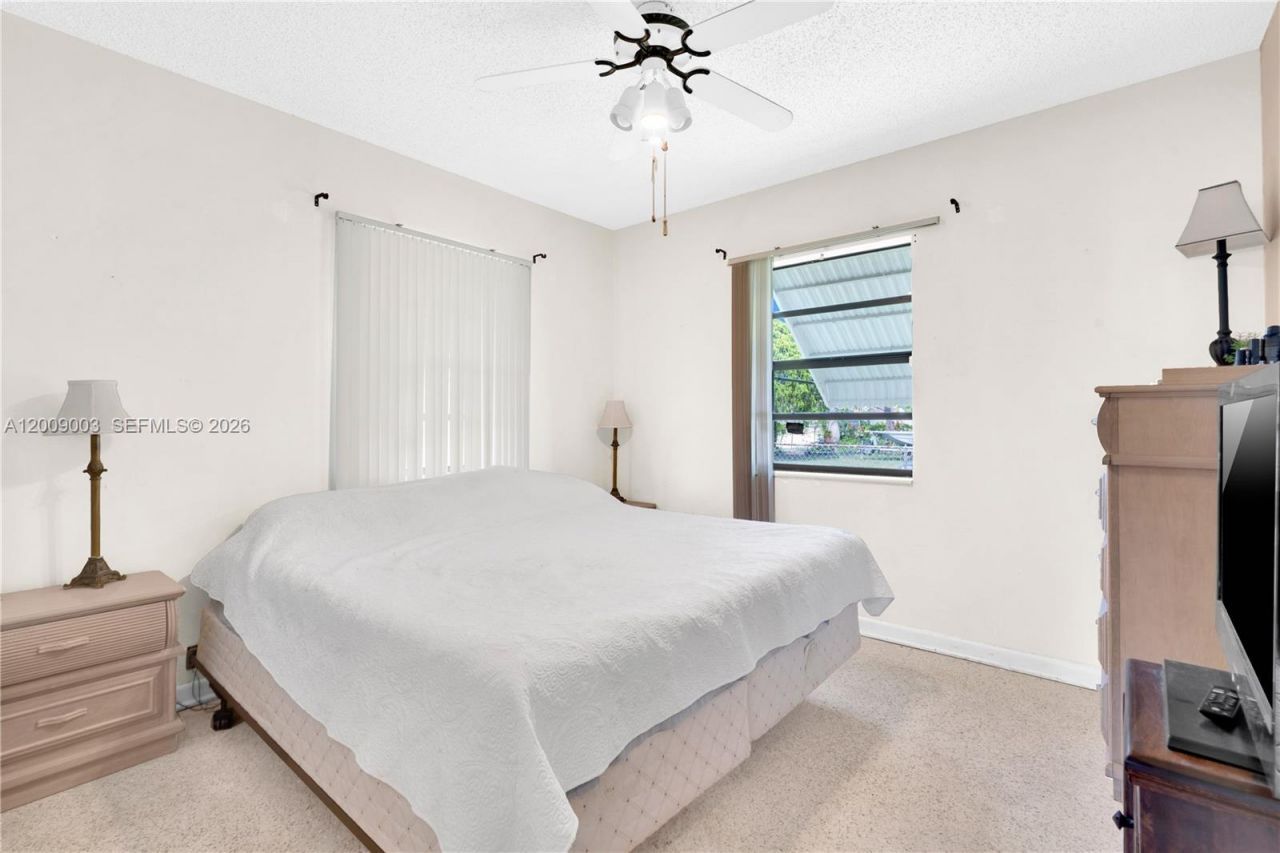 1570 NE 15th St , Homestead, FL 33033 Photo