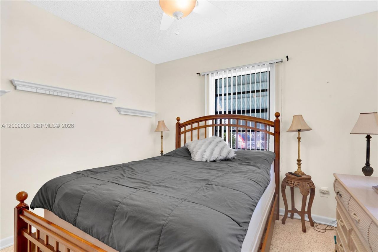 1570 NE 15th St , Homestead, FL 33033 Photo
