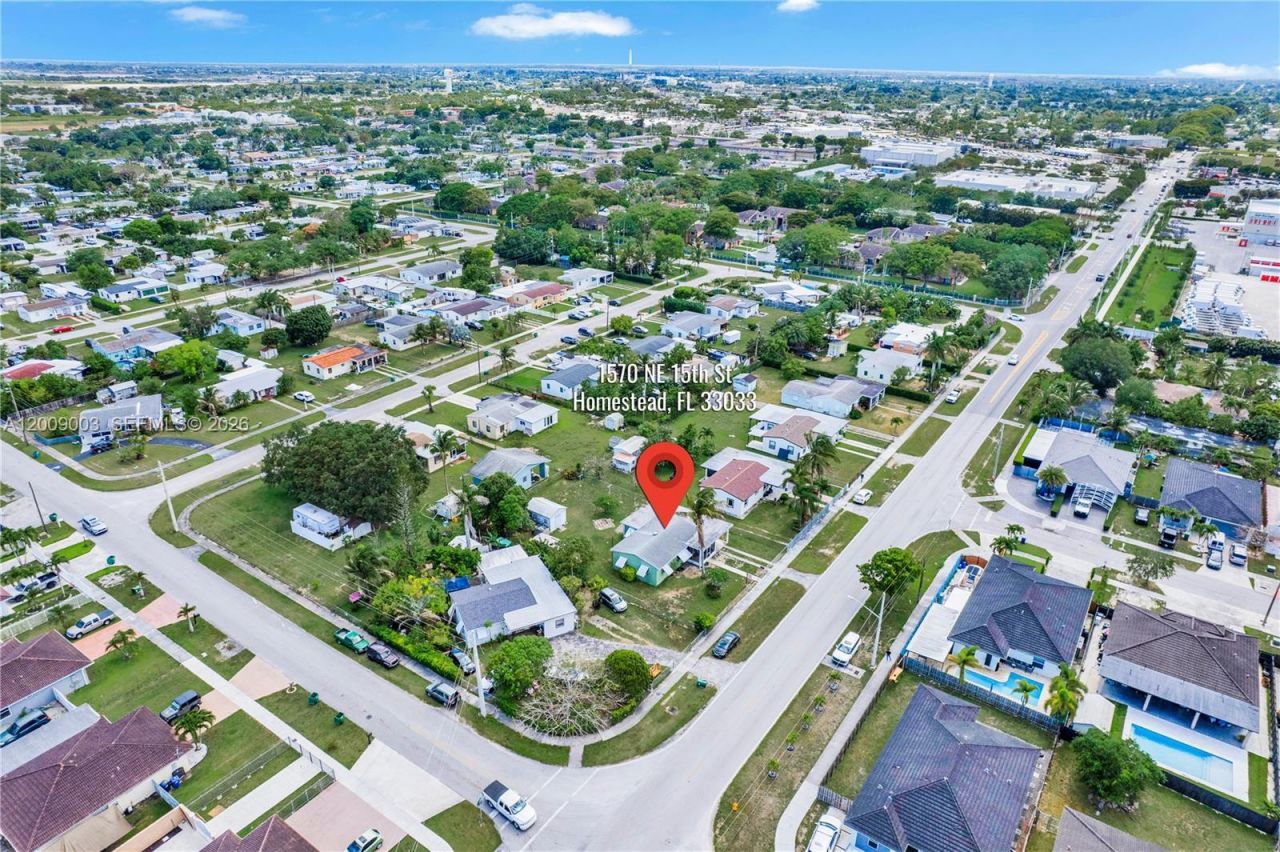 1570 NE 15th St , Homestead, FL 33033 Photo