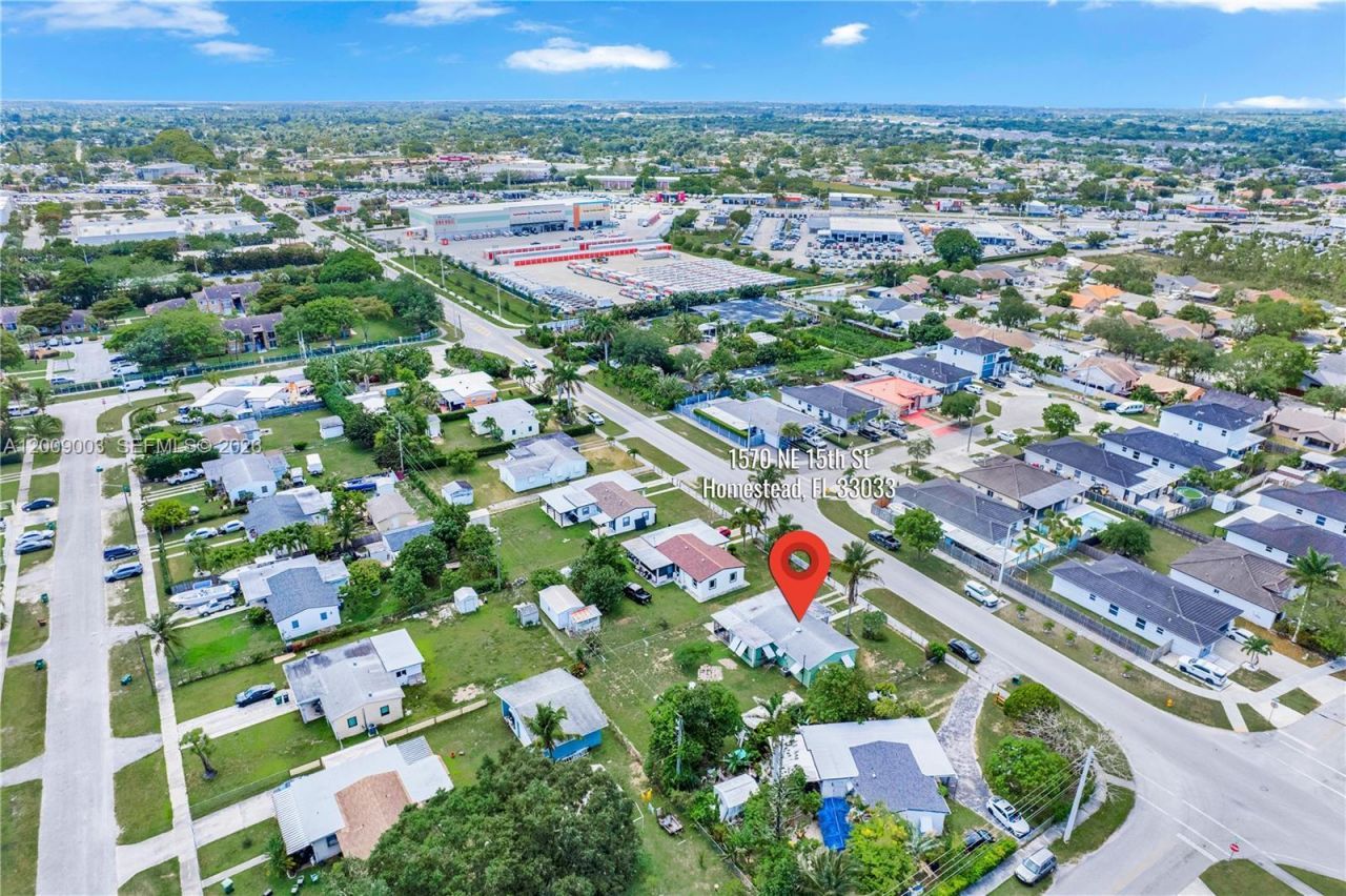 1570 NE 15th St , Homestead, FL 33033 Photo