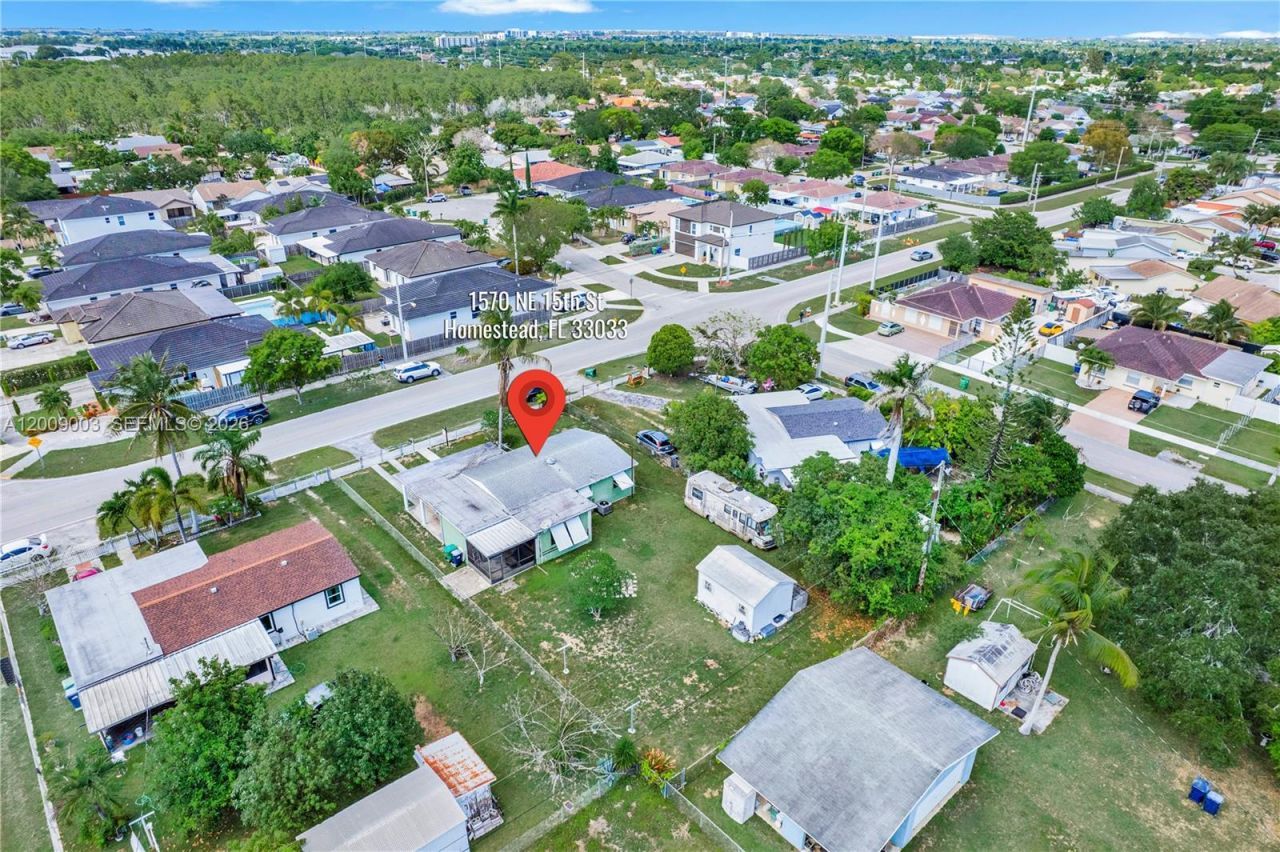 1570 NE 15th St , Homestead, FL 33033 Photo
