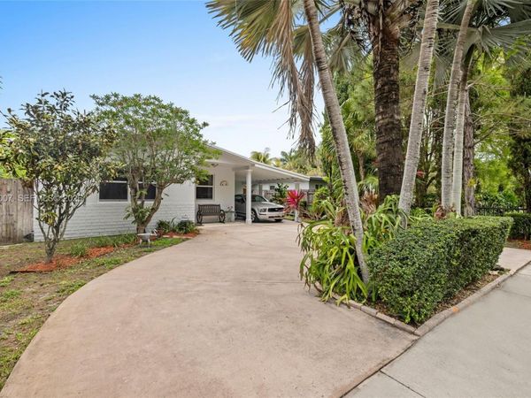 7840 SW 67th Ave, South Miami, FL 33143