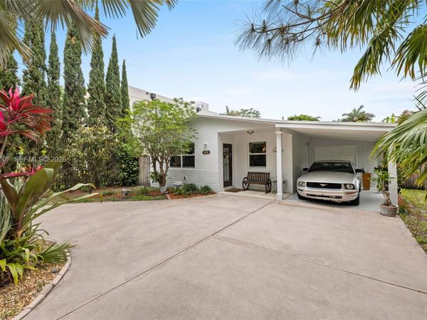 7840 SW 67th Ave , South Miami, FL 33143