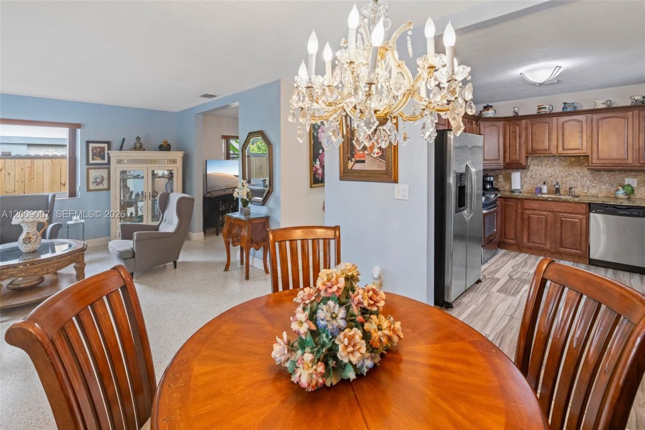 7840 SW 67th Ave, South Miami, FL 33143 Photo