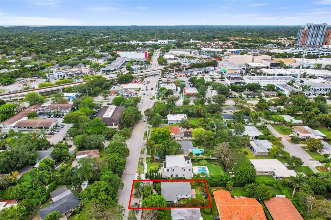 7840 SW 67th Ave, South Miami, FL 33143 Photo