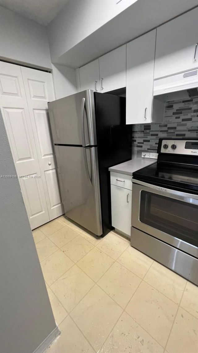 711 SW 111th Way, Unit 301, Pembroke Pines, FL 33025 Photo