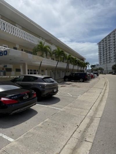 450 Golden Isles Dr , Unit 2G, Hallandale Beach, FL 33009 Photo