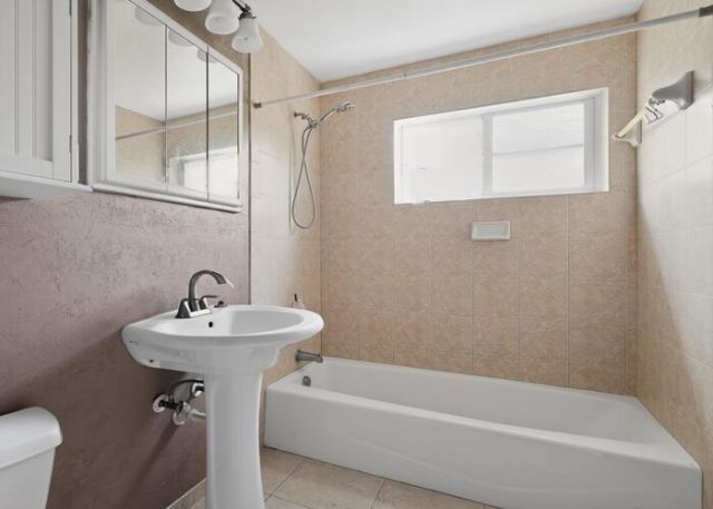 1131 Adams Street, Hollywood, FL 33019 Photo