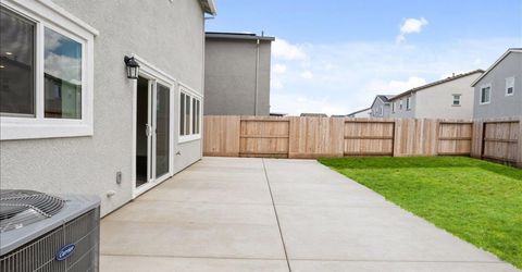 18462 Waterfront Way, Lathrop, CA 95330 Photo