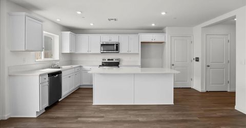 18462 Waterfront Way, Lathrop, CA 95330 Photo