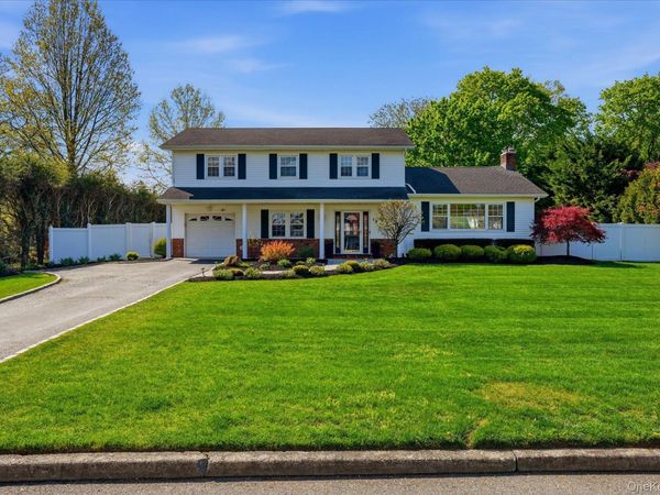 19 Foothill Lane, East Northport, NY 11731